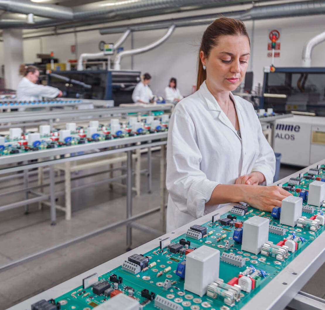 processo di assemblaggio pth