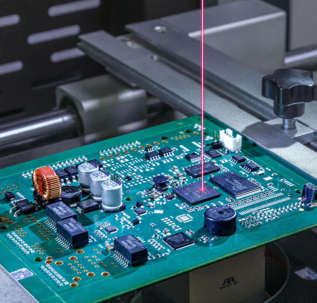 assemblaggio di schede smd